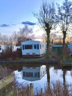 Te koop stacaravan nr 54 op Camping Tuinderij Welgelegen